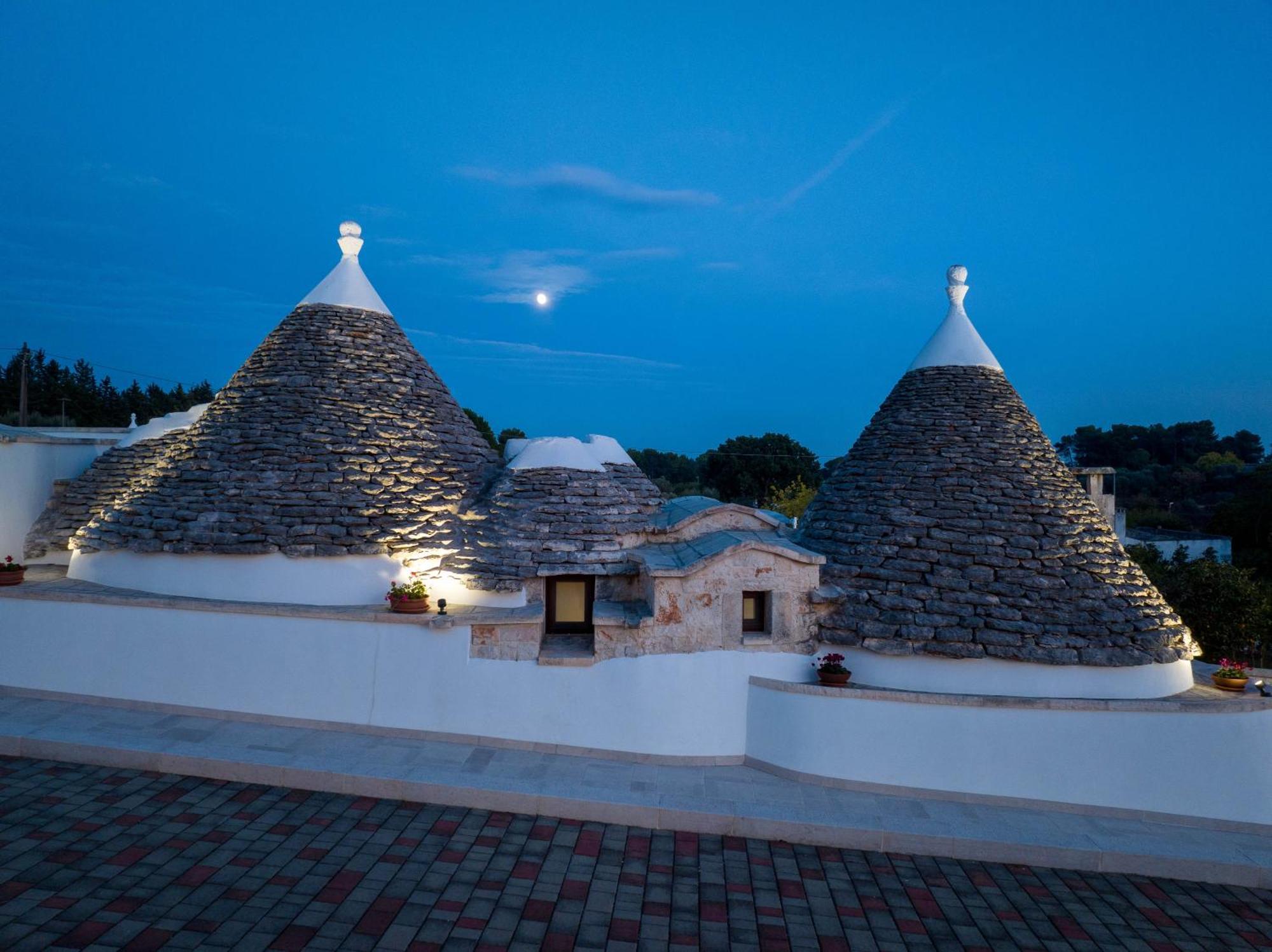 Exclusive Luxury Villa Monte Pompilio Ceglie Messapica Bagian luar foto